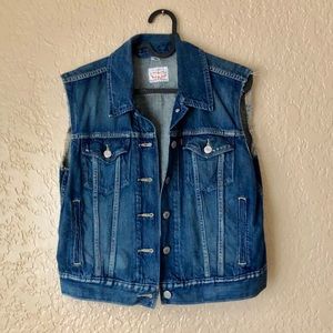 Levi’s Denim Vest